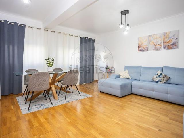 Apartamento, Palhais e Coina