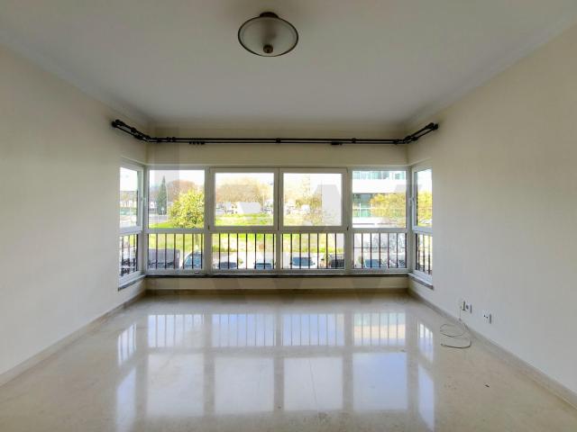 Apartamento para arrendamento T3 em Oeiras, proximidade ao Parque dos Poetas