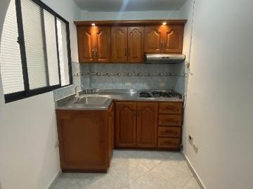 Apartamento para Arriendo, Código 6015