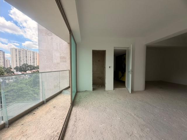 Apartamento para diseñar a tu gusto en Urb. El Bosque, Valencia