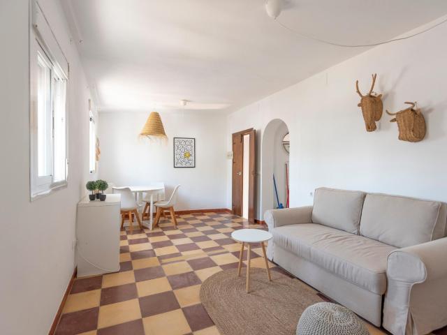 Apartamento para entrar a vivir en patio de vecinos Vejer de la Frontera