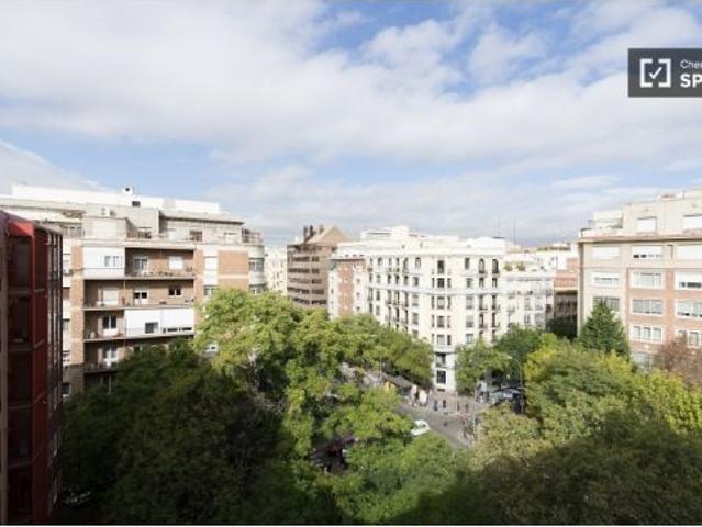Apartamento para estudiantes de postgrado o profesionales con aire acondicionado en Barrio Salamanca
