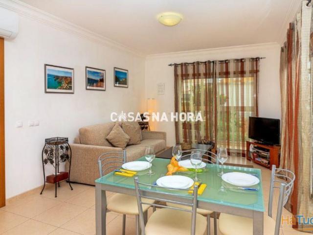 Apartamento para férias com varandas próximo da praia e centro da cidade | 26083481132