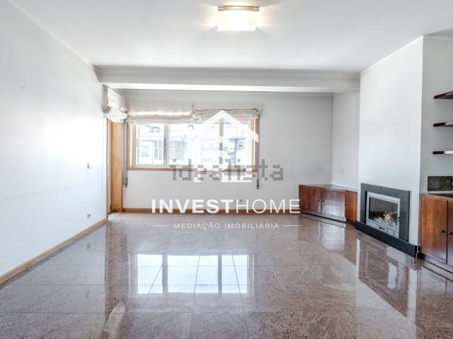Apartamento, Paranhos