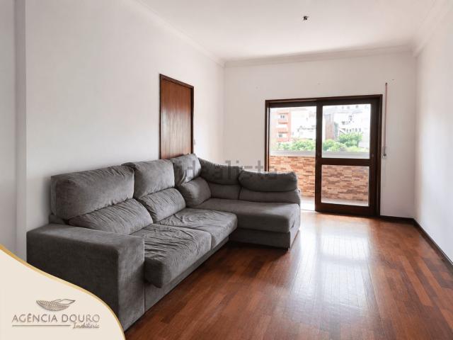Apartamento, Paranhos