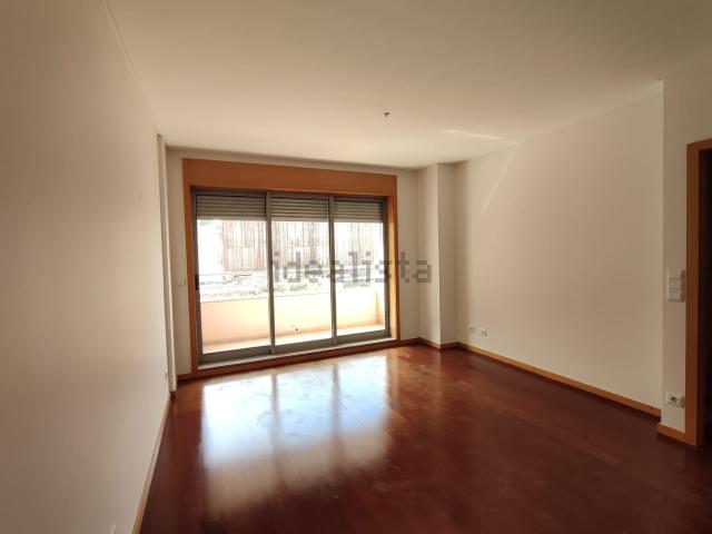 Apartamento, Paranhos