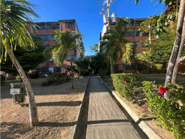 APARTAMENTO PB EN EL TABLON, NUEVA CASARAPA