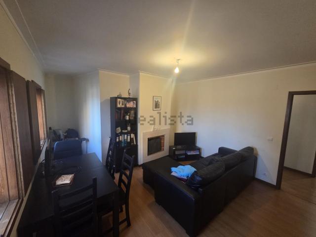 Apartamento, Pedroso
