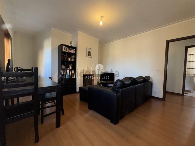 Apartamento, Pedroso