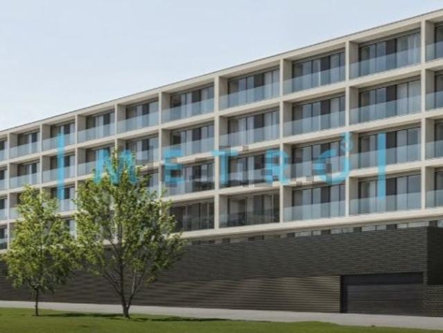 Apartamento, Pedrouços