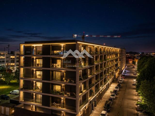 Apartamento, Pedrouços