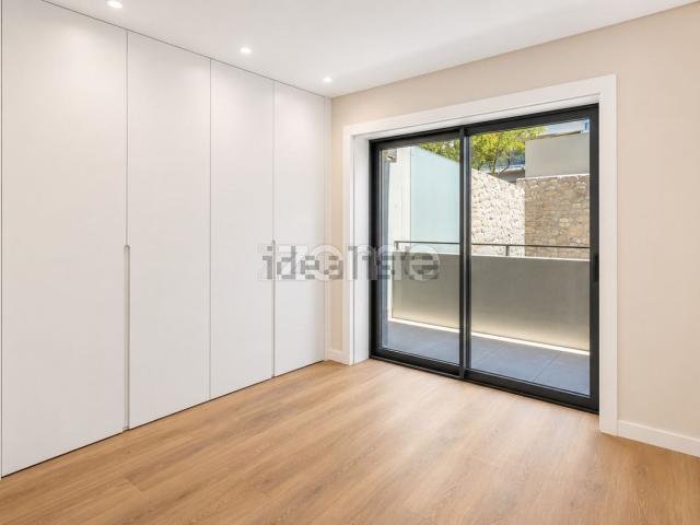 Apartamento, Pedrouços