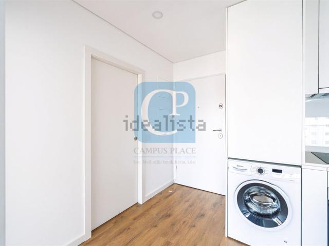Apartamento, Pedrouços