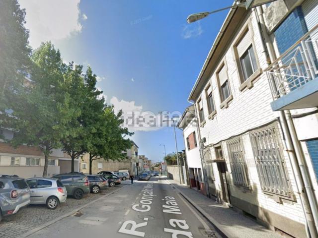 Apartamento, Pedrouços