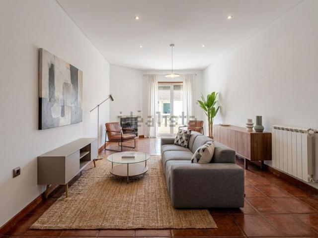 Apartamento, Pedrouços