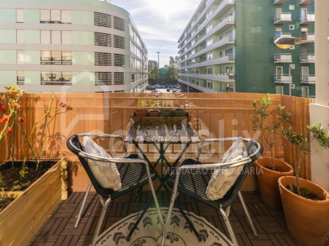 Apartamento, Pedrouços