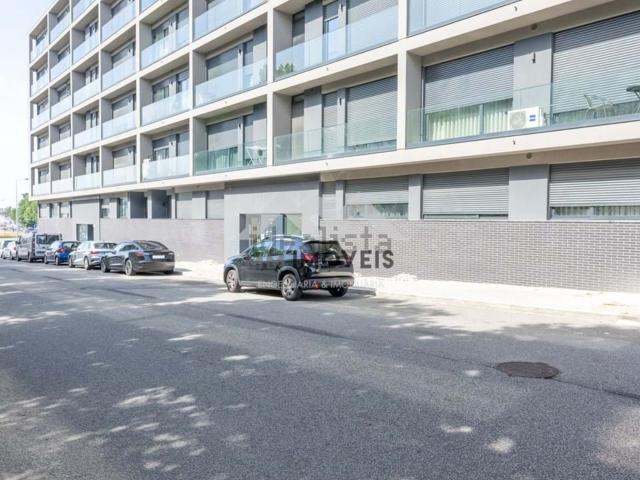 Apartamento, Pedrouços