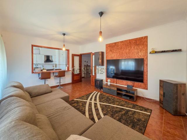 Apartamento, Pegões
