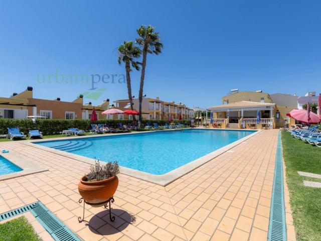 Apartamento, Pêra