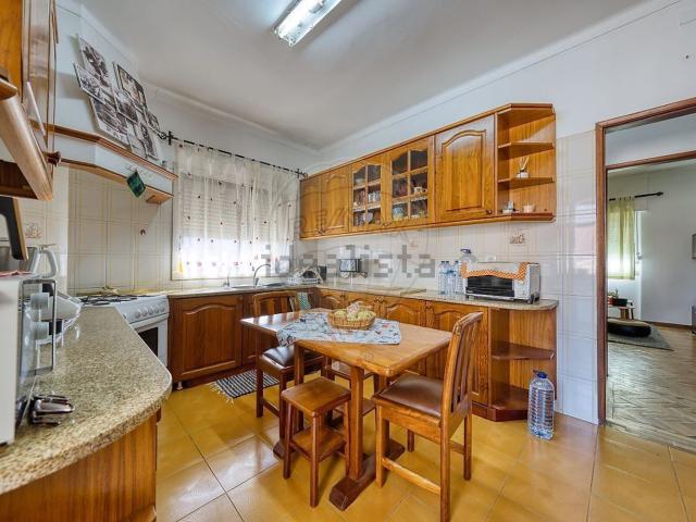 Apartamento, Pernes