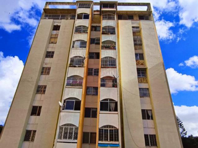 Apartamento PH en Venta Urb Valle Abajo, 3H+S,2B+S,2P 78 25 26