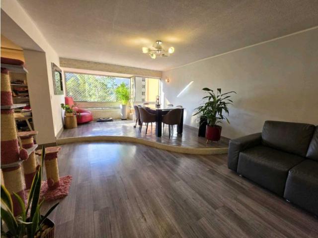 Apartamento piso Bajo en Los Naranjos