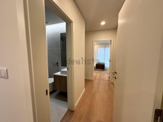 Apartamento, Pontinha e Famões