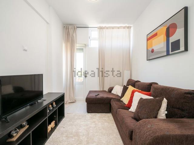 Apartamento, Pontinha e Famões