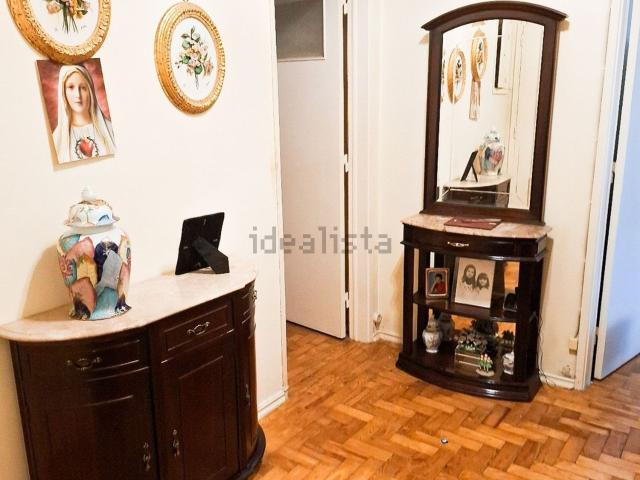 Apartamento, Pontinha e Famões