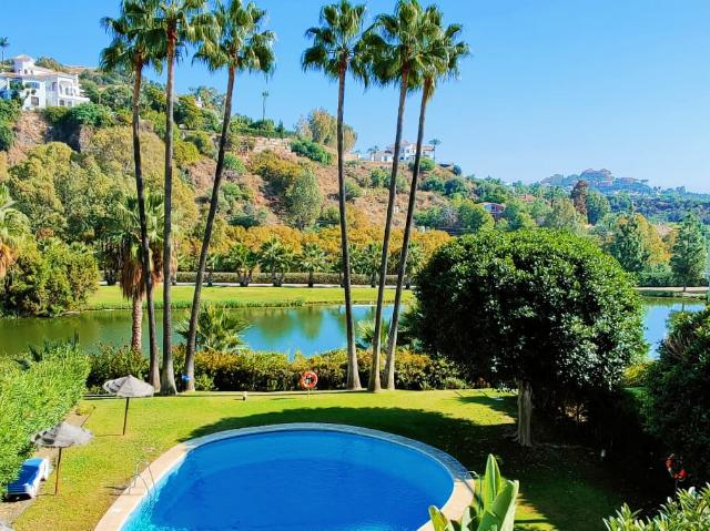 Apartamento Planta Baja en alquiler en La Quinta, Benahavis