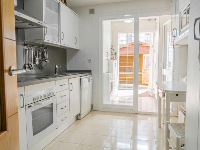 Apartamento planta baja en alquiler en Rincon de la Victoria