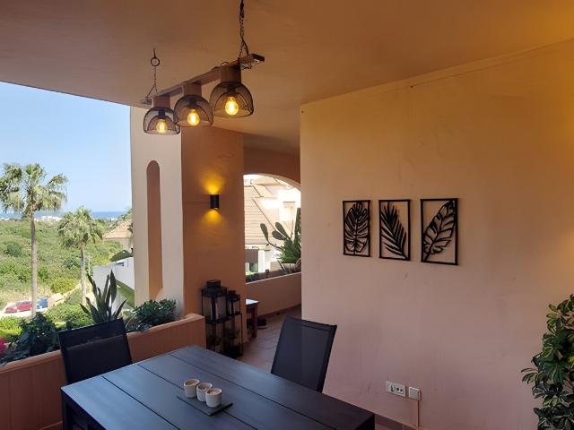 Apartamento Planta Baja, La Duquesa, Costa del Sol. 2 Dormit. 97m² Manilva