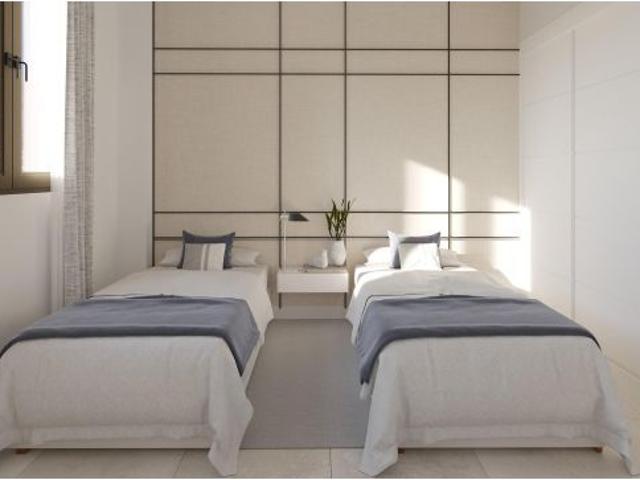 Apartamento planta primera de 3 dormitorios y 2 baños. Estepona