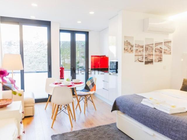 Apartamento, Praça da República, Cedofeita Santo Ildefonso Sé Miragaia São Nicolau Vitória