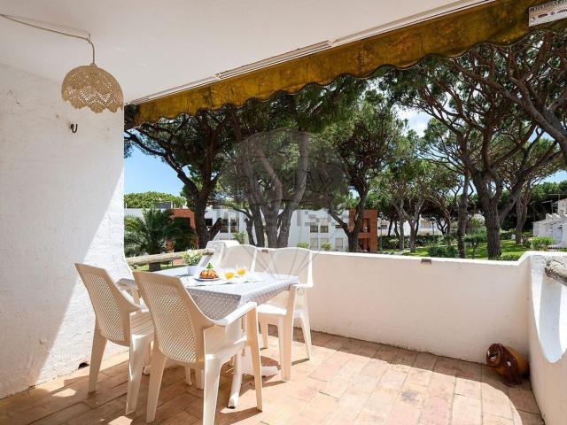 Apartamento, Praia da Oura Areias de S. João, Albufeira e Olhos de Água