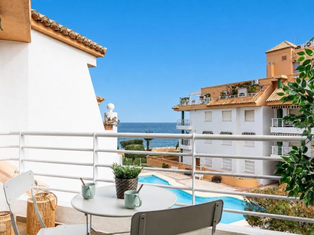APARTAMENTO PRIMERA LINEA DE PLAYA