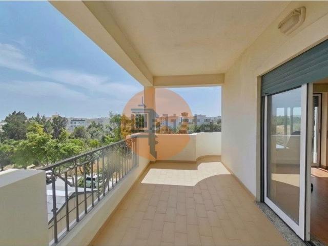 Apartamento, Quelfes