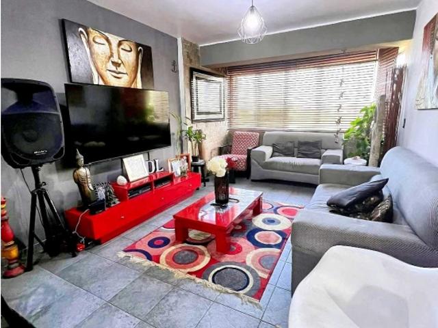 Apartamento Remodelado en Caribe