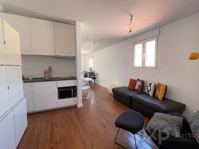 Apartamento remodelado São Bento Santos Principe Real 122m² Lisboa