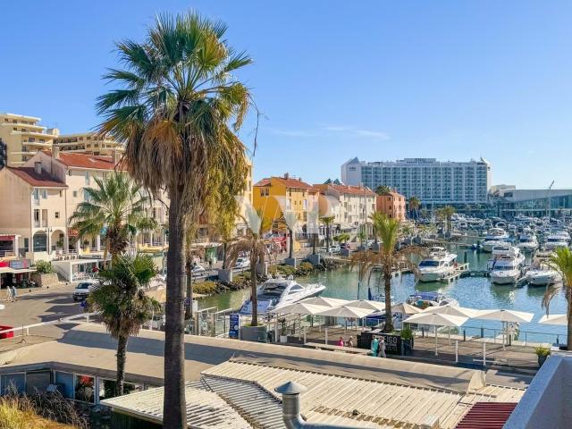 Apartamento remodelado T0+2 na Marina de Vilamoura 58m² Vilamoura