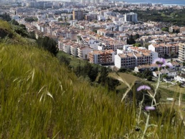 Apartamento renovado T3 Almada