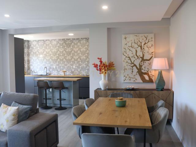 Apartamento Renovado com vista para a serra da Arrábida em Setúbal