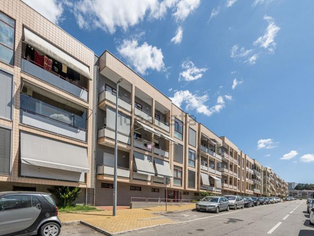 Apartamento, Real Dume Semelhe