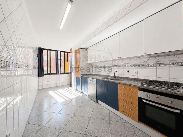 Apartamento, Real Dume Semelhe