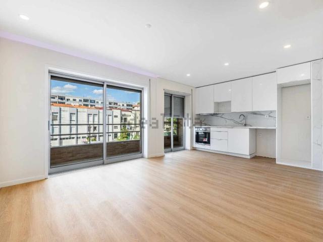Apartamento, Real Dume Semelhe