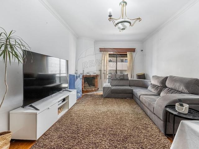 Apartamento, Real Dume Semelhe