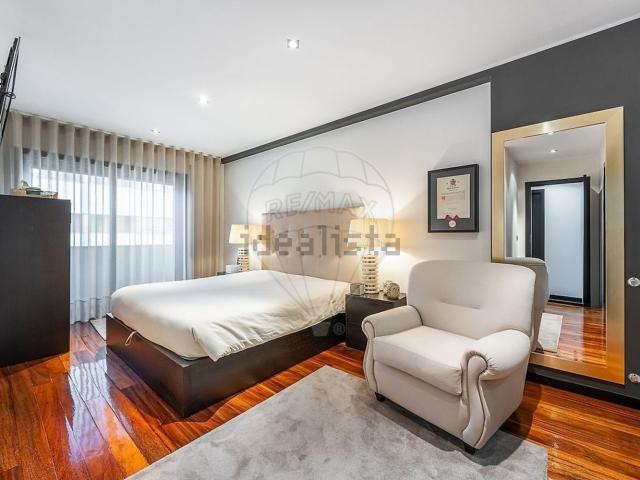 Apartamento, Real Dume Semelhe