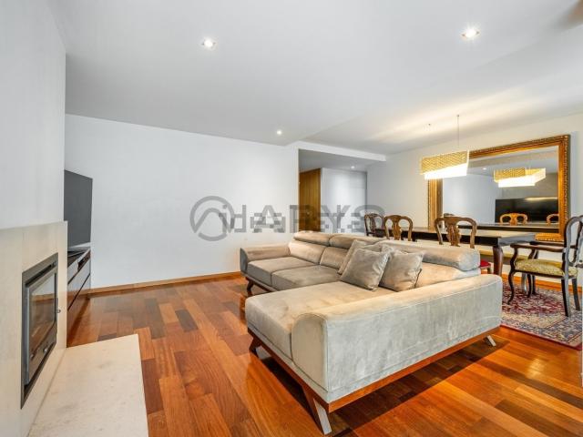 Apartamento, Real Dume Semelhe