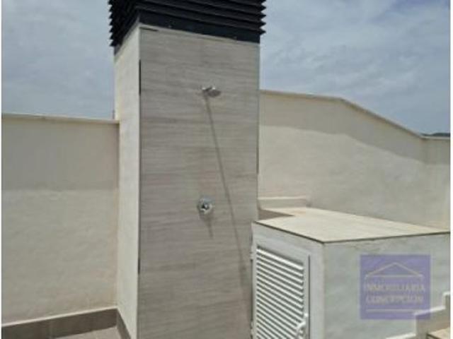 APARTAMENTO RECIEN CONSTRUIDO CON PISCINA