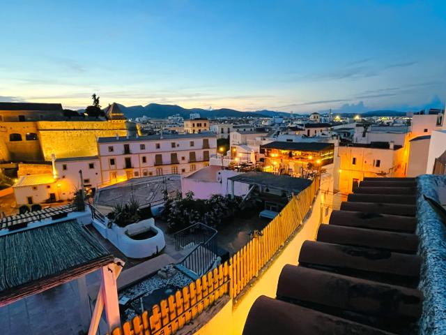Apartamento Reformado con Encanto en Dalt Vila, Ibiza